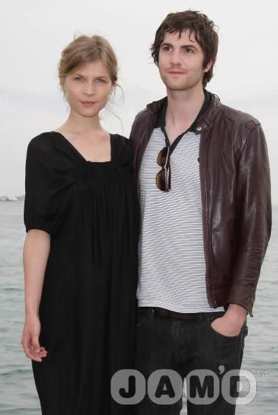 N}XE|GW[/Clemence Poesy(Actors Clemence Poesy and Jim Sturgess attend the 'Heartless' photocall at the Majestic Beach Pier during the 61st International Cannes Film Festival on May 19, 2008 in Cannes, France)