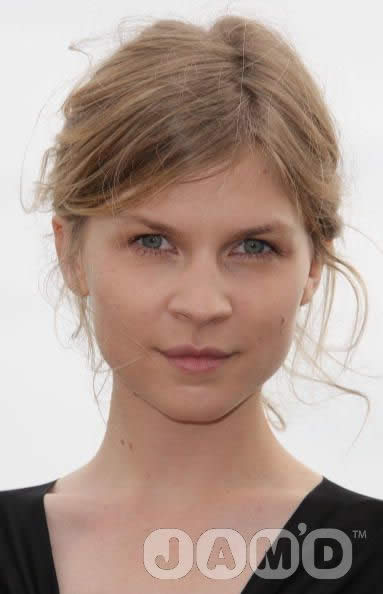 N}XE|GW[/Clemence Poesy(Actors Clemence Poesy and Jim Sturgess attend the 'Heartless' photocall at the Majestic Beach Pier during the 61st International Cannes Film Festival on May 19, 2008 in Cannes, France)