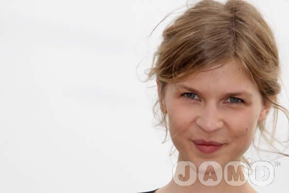 N}XE|GW[/Clemence Poesy(Actors Clemence Poesy and Jim Sturgess attend the 'Heartless' photocall at the Majestic Beach Pier during the 61st International Cannes Film Festival on May 19, 2008 in Cannes, France)