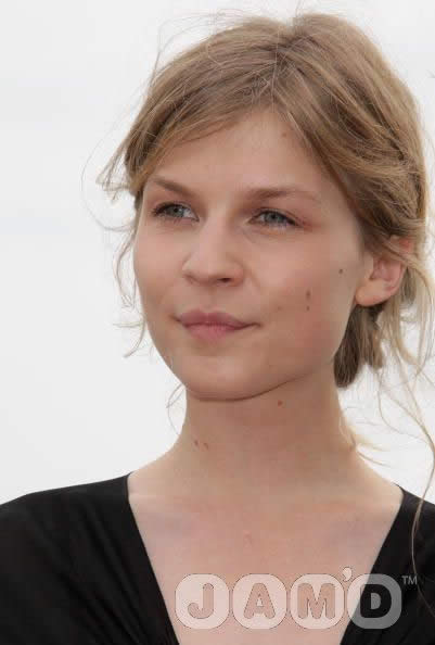 N}XE|GW[/Clemence Poesy(Actors Clemence Poesy and Jim Sturgess attend the 'Heartless' photocall at the Majestic Beach Pier during the 61st International Cannes Film Festival on May 19, 2008 in Cannes, France)