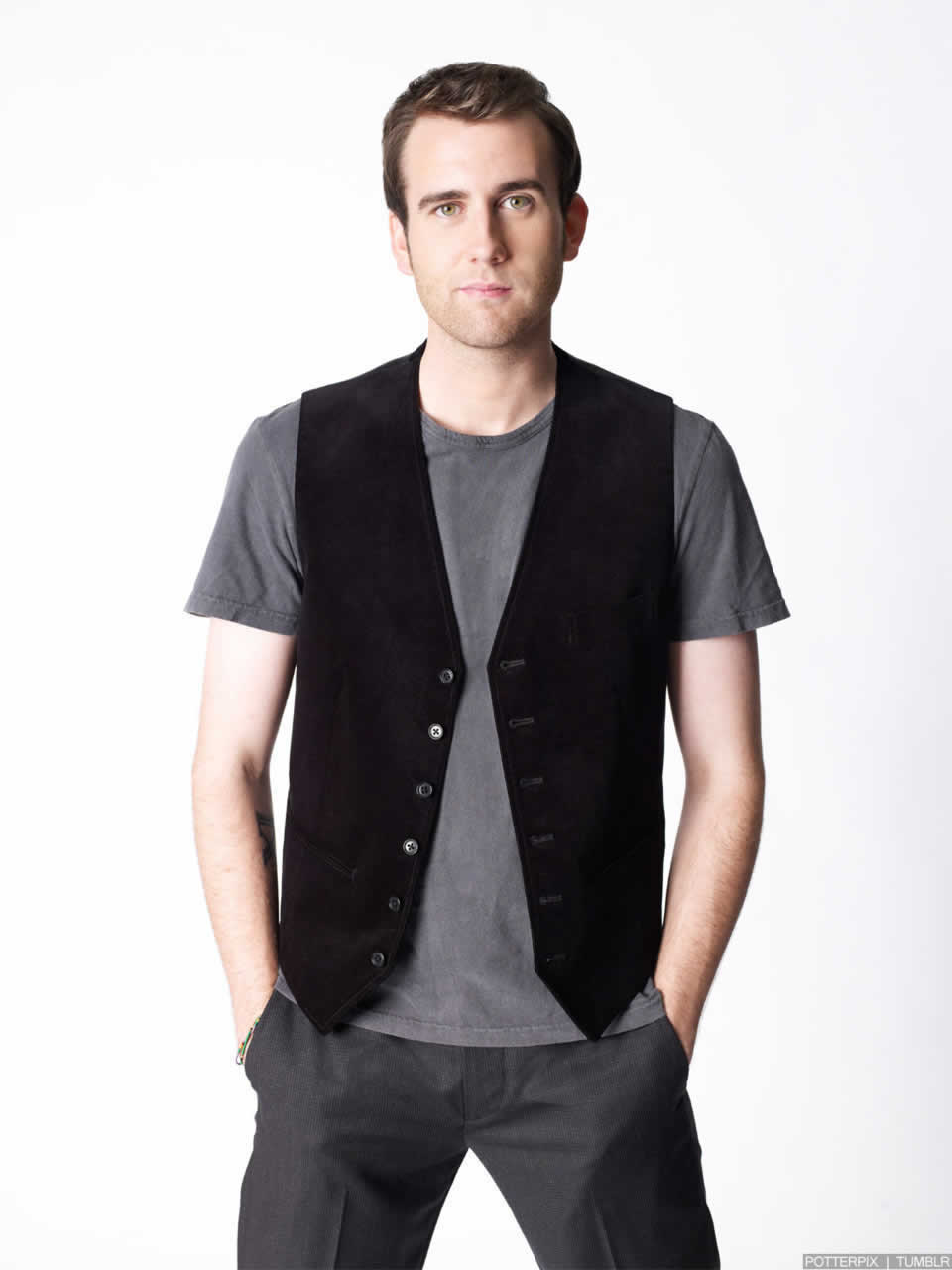 }V[ECX@Matthew Lewis