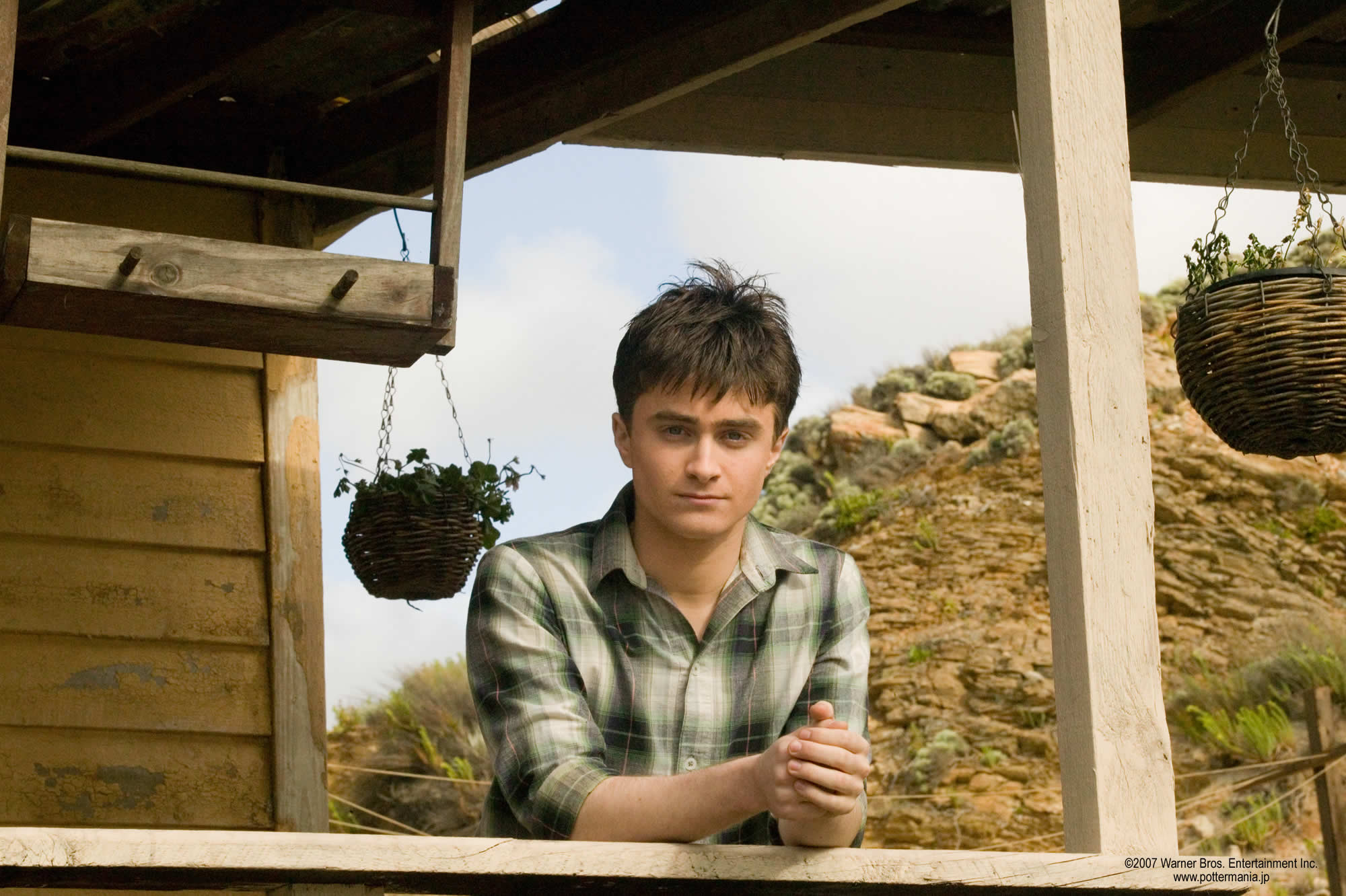 fBZo[E{[CY/December Boys _jGEhNt/Daniel Radcliffe